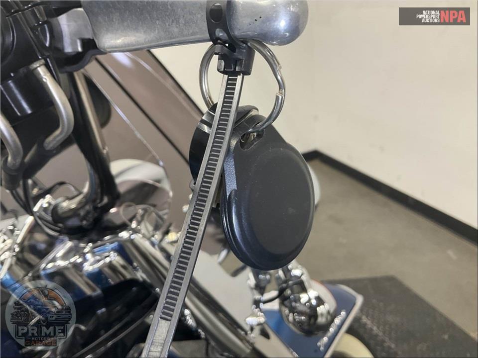 2006 Harley-Davidson FLHRCI ROAD KING CLASSIC — фото 13
