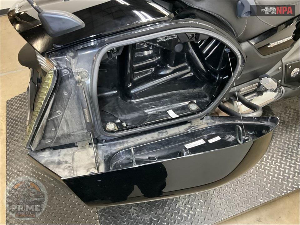 2013 Honda GL1800BD GOLDWING F6B — фото 22