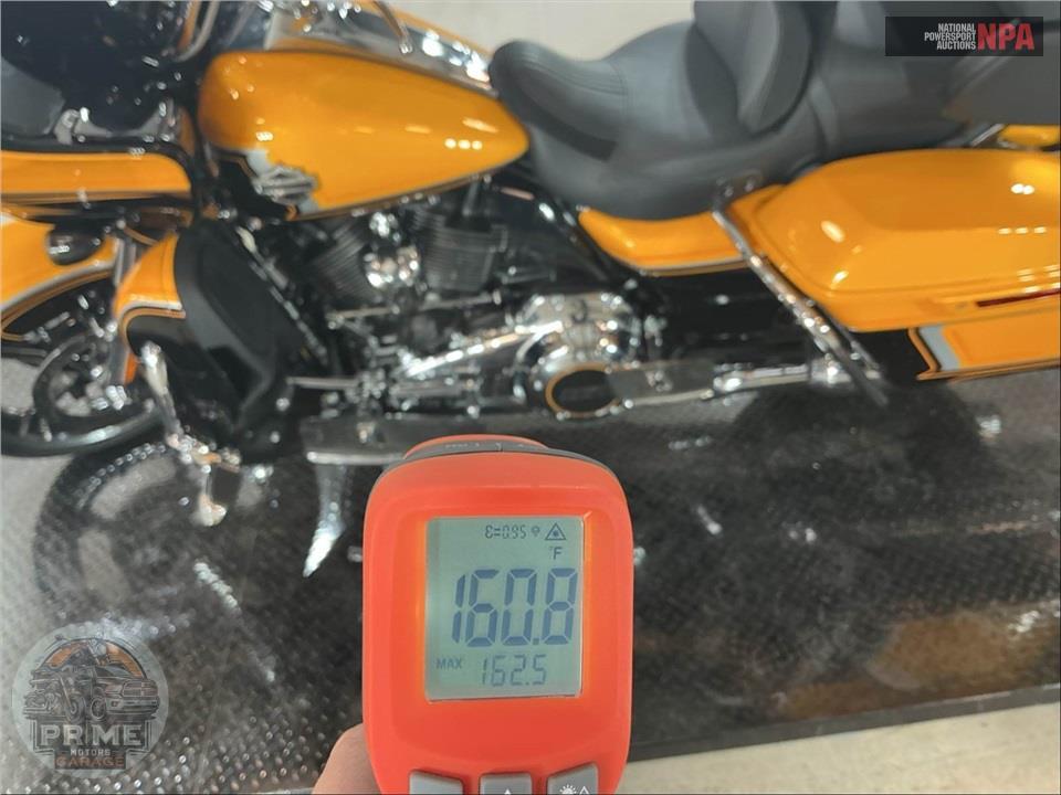 2022 Harley-Davidson FLTRKSE CVO ROAD GLIDE LIMITED — фото 8