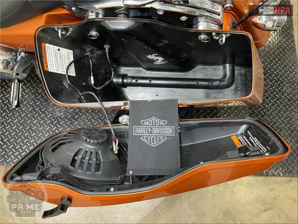2015 Harley-Davidson FLHXS STREET GLIDE SPECIAL — фото 18