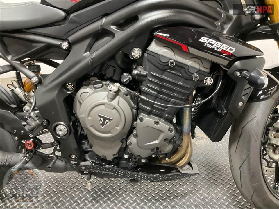 2025 Triumph SPEED TRIPLE 1200 RS — фото 6