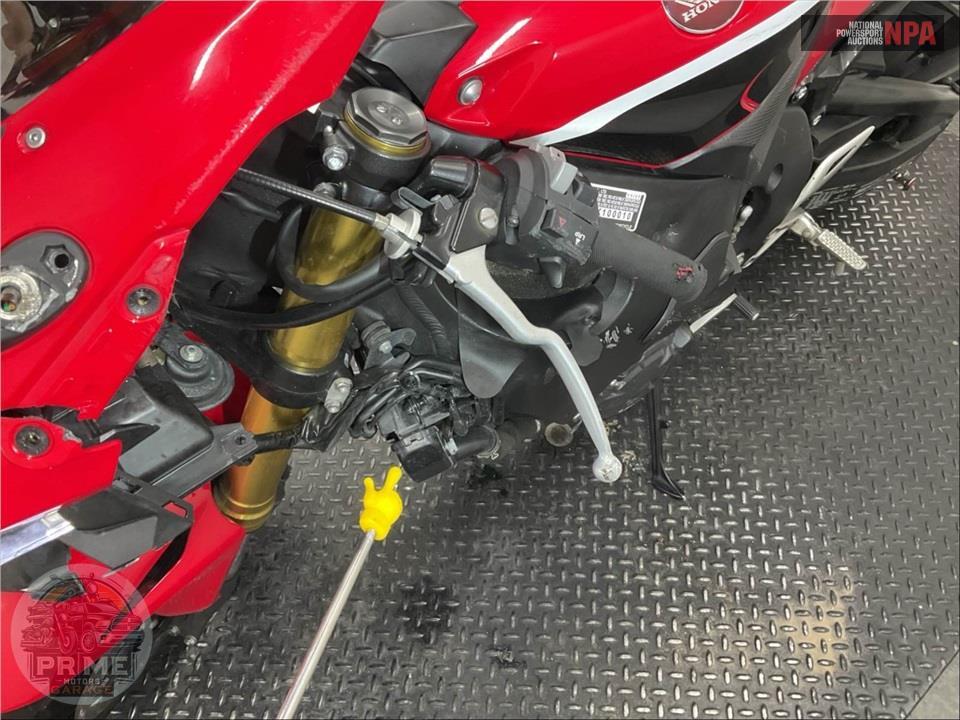 2018 Honda CBR1000RA (ABS) — фото 26