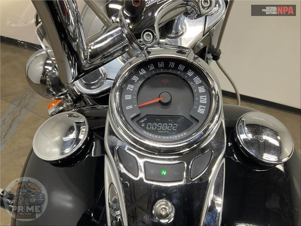 2018 Harley-Davidson FLDE DELUXE — фото 5