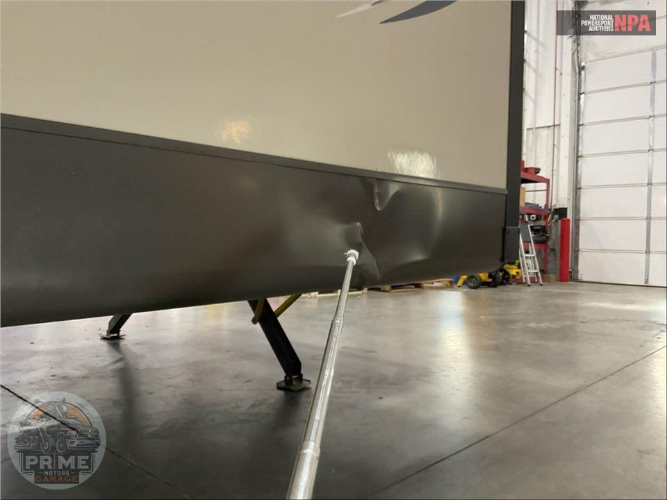 2016 Salem By Forest River M-327RE - HEMISPHERE LITE FIFTH WHEEL SERIES — фото 31