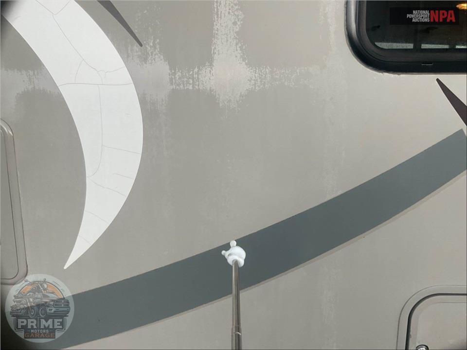 2013 Thor Motor Coach M-31L E450-V10 - CHATEAU SERIES — фото 56