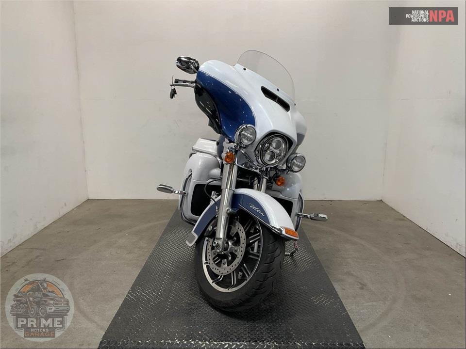 2015 Harley-Davidson FLHTCUL ULTRA CLASSIC LOW — фото 2
