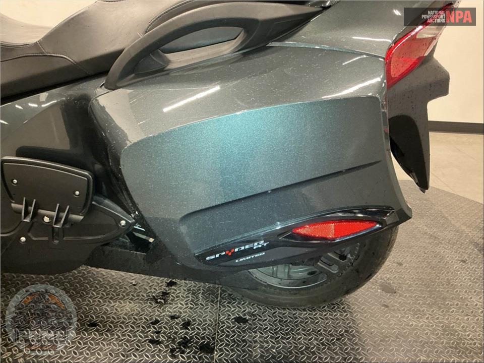 2019 Can-Am SPYDER RT-LIMITED SE6 — фото 17