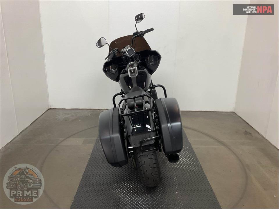 2019 Harley-Davidson FLSB SPORT GLIDE — фото 4