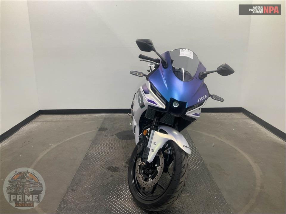 2025 Yamaha YZF-R3 — фото 2