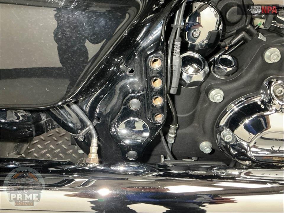 2010 Harley-Davidson FLHR ROAD KING — фото 22