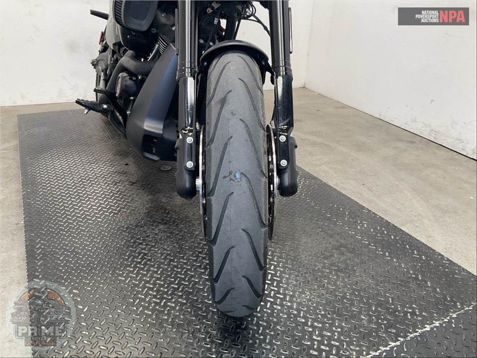 2019 Harley-Davidson FXDRS FXDR 114 — фото 20