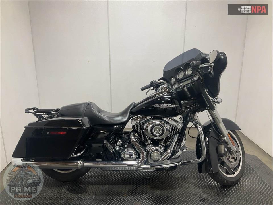 2011 Harley-Davidson FLHX STREET GLIDE — фото 1
