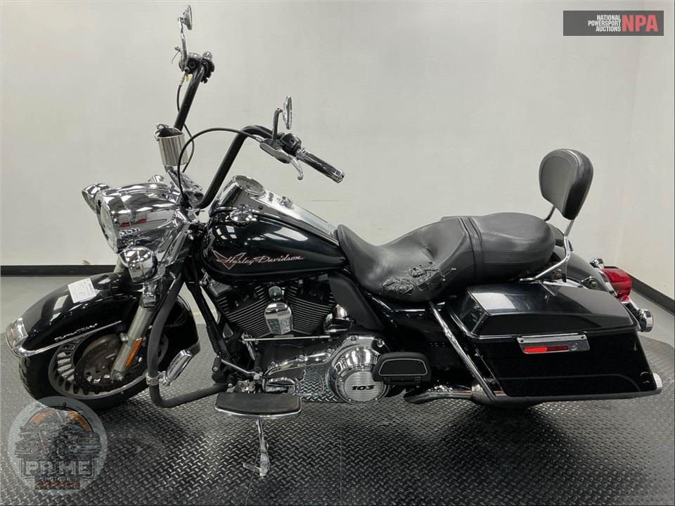 2012 Harley-Davidson FLHR ROAD KING — фото 3