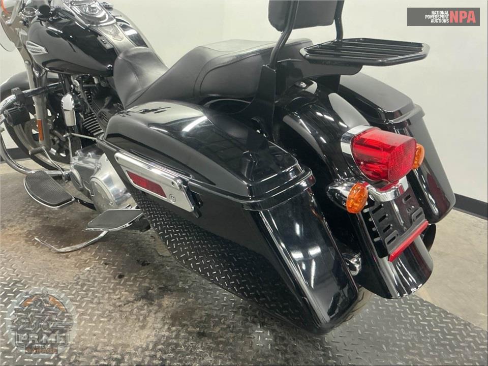 2013 Harley-Davidson FLD-103 DYNA SWITCHBACK — фото 17