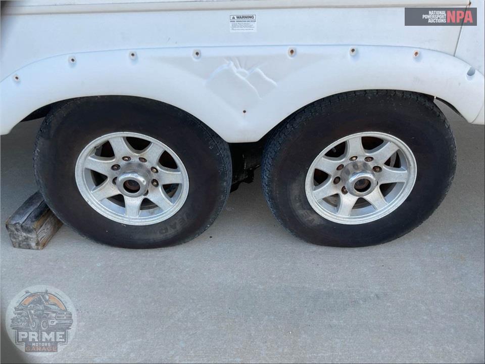 2012 Keystone Rv M-358 RLT - MONTANA MOUNTAINEER FIFTH WHEEL SERIES — фото 45