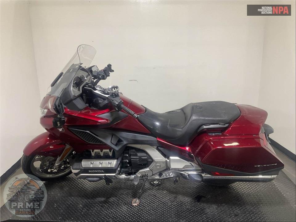 2018 Honda GL1800D GOLDWING TOUR DCT (BLUE) — фото 3