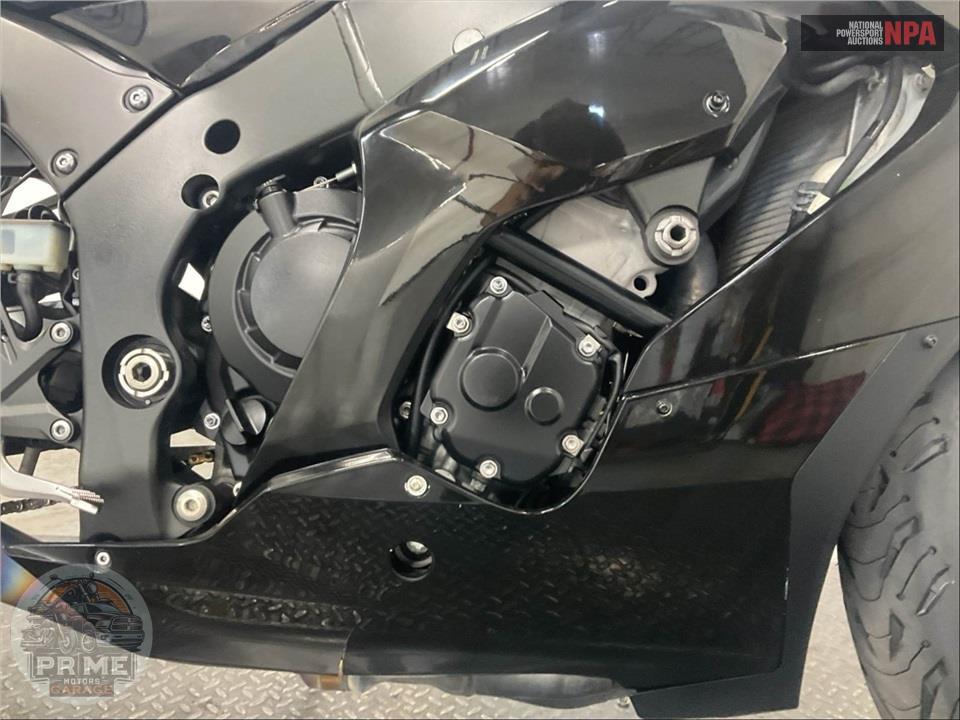 2021 Kawasaki ZX1002LMFNL NINJA ZX-10R (ABS) — фото 6