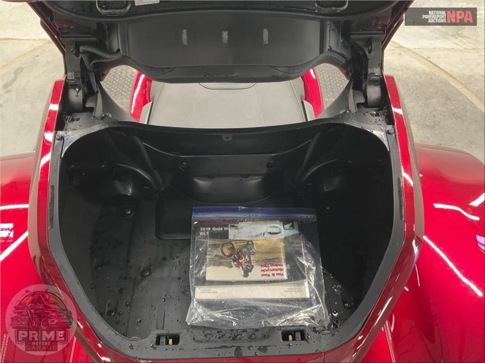 2018 Honda GL1800D GOLDWING TOUR DCT (RED) — фото 13