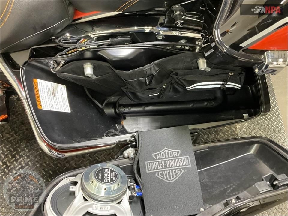 2023 Harley-Davidson FLTRXS ROAD GLIDE SPECIAL — фото 17