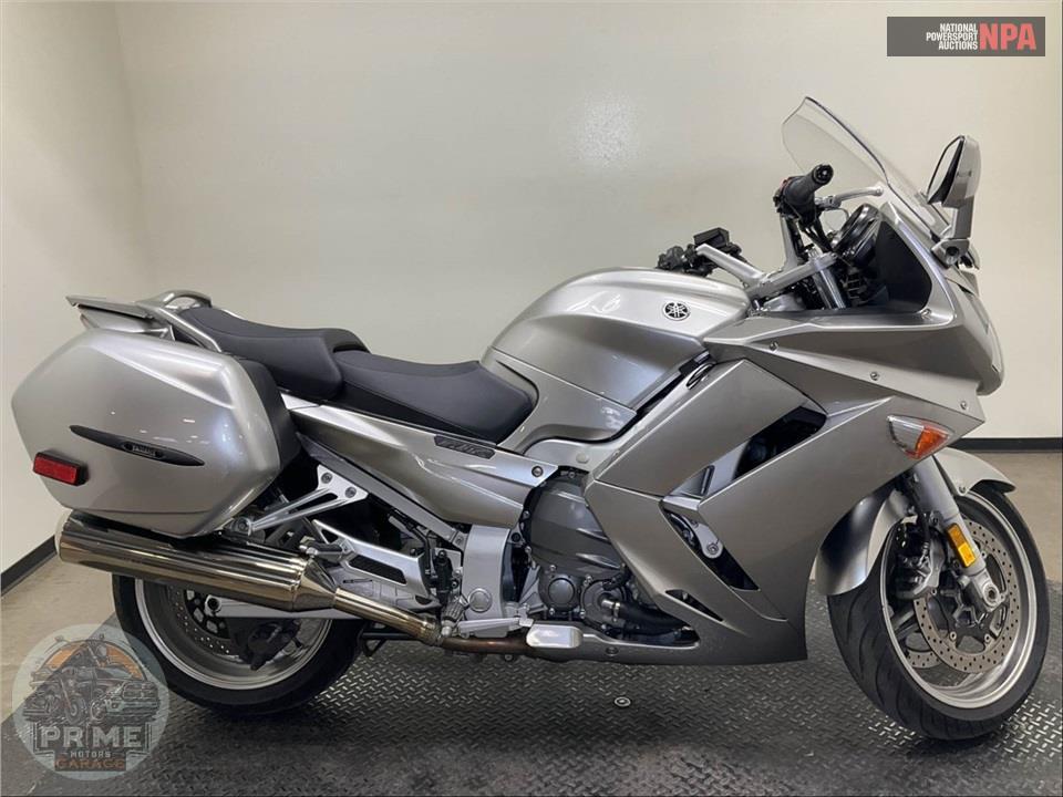 2010 Yamaha FJR1300 STANDARD SHIFT ABS CA MODEL — фото 1