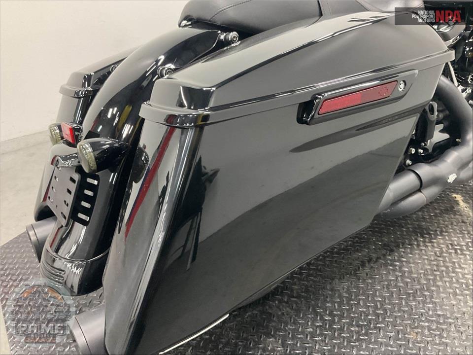 2019 Harley-Davidson FLTRXS ROAD GLIDE SPECIAL — фото 19
