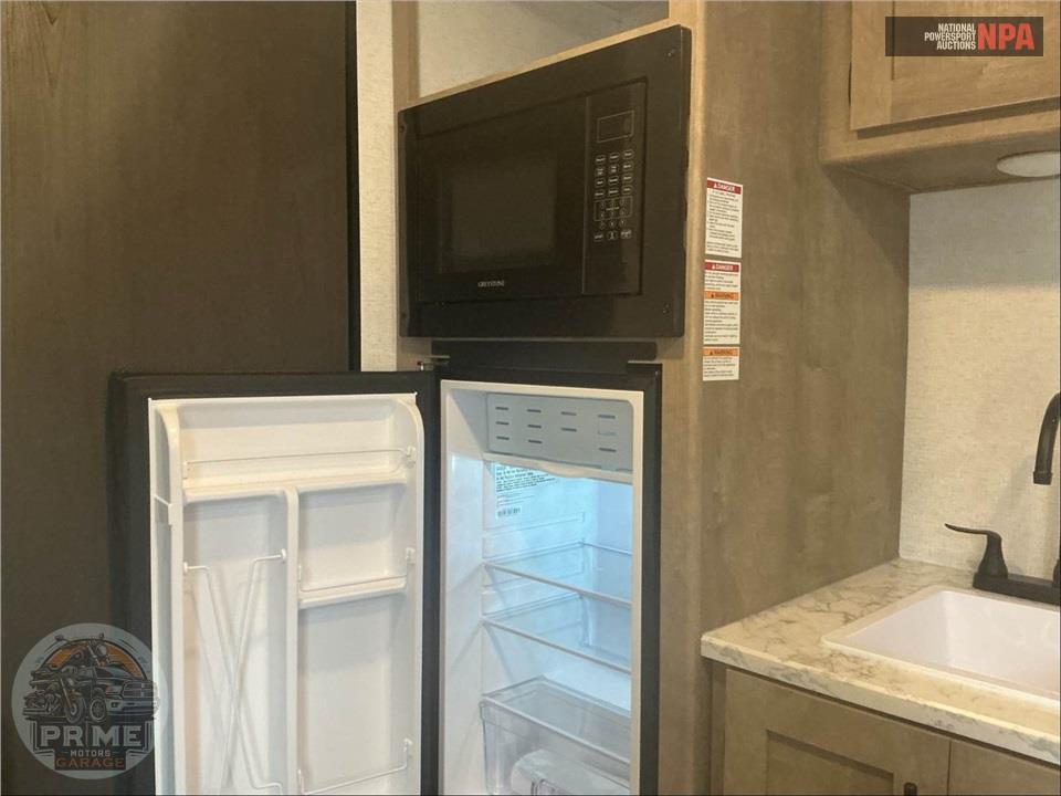 2025 Keystone Rv M-1700 FQ - SPRINGDALE MINI SERIES — фото 18