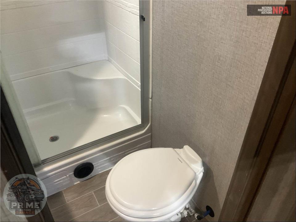 2020 Keystone Rv M-332 BH - LAREDO SERIES — фото 16
