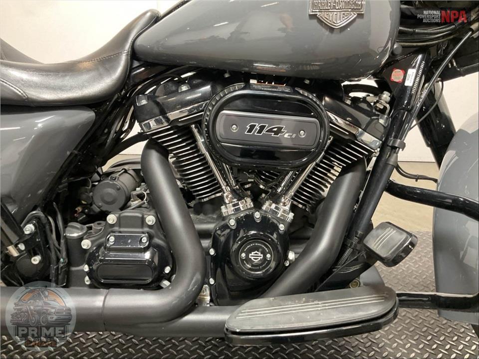 2022 Harley-Davidson FLHXS STREET GLIDE SPECIAL — фото 6