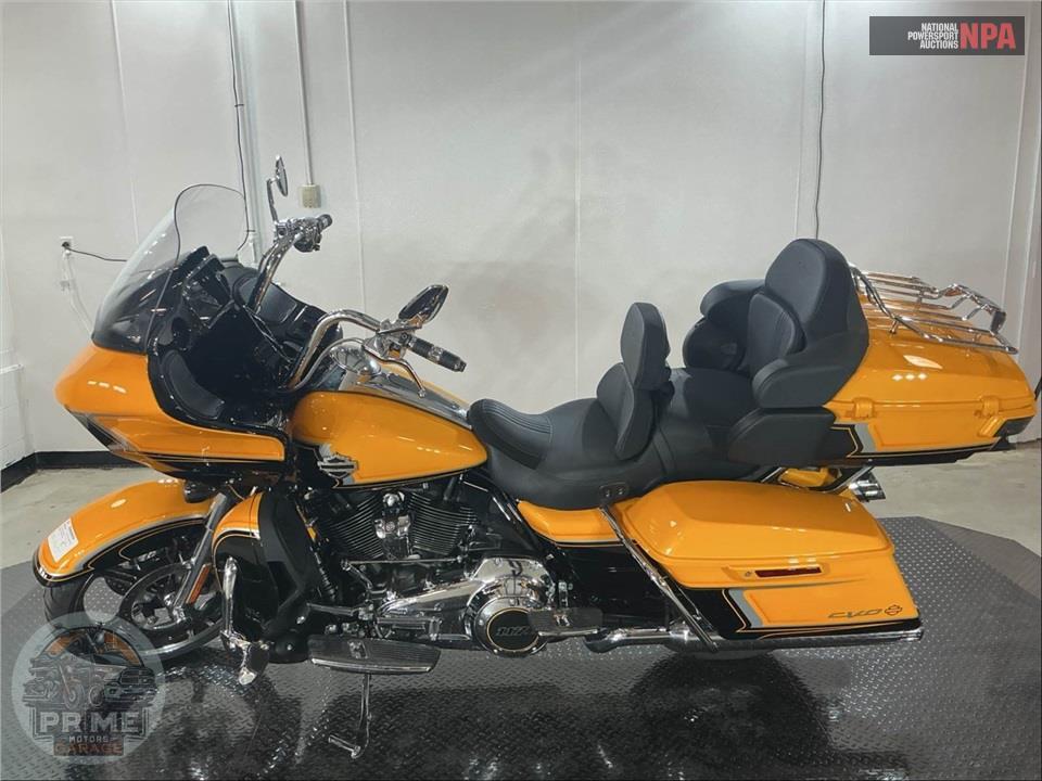2022 Harley-Davidson FLTRKSE CVO ROAD GLIDE LIMITED — фото 3