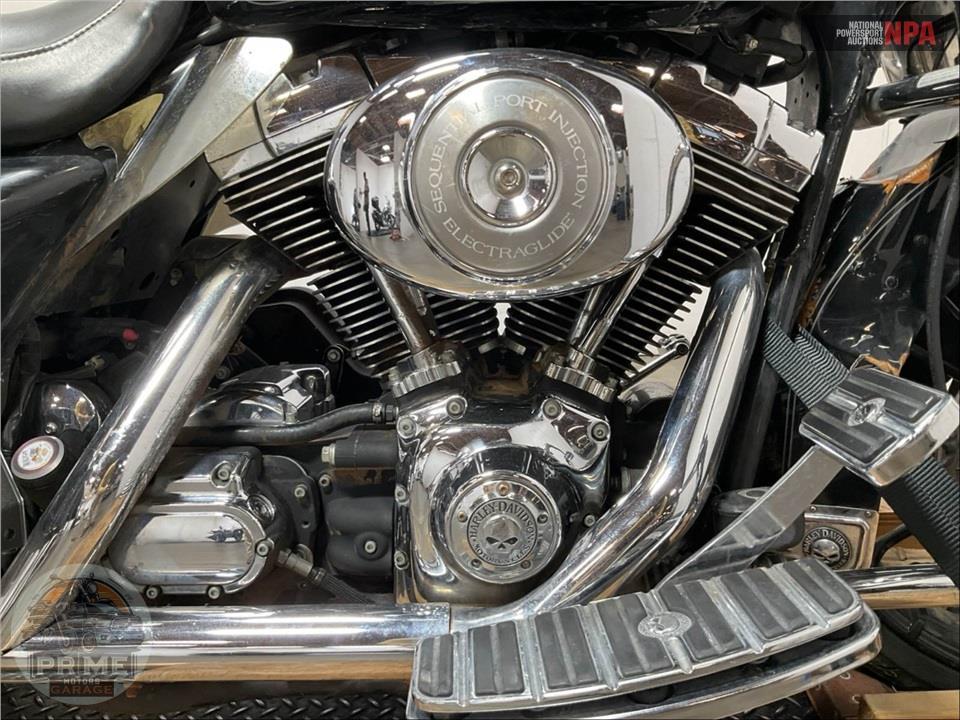 2005 Harley-Davidson FLHTCUI ULTRA CLASSIC ELECTRA GLIDE — фото 6
