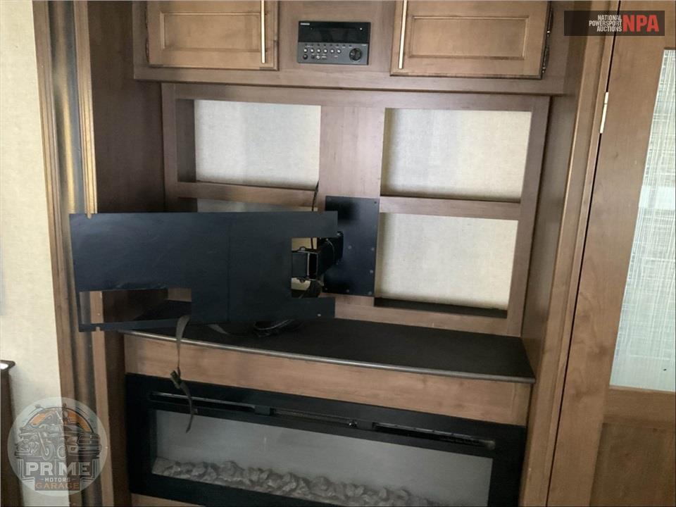 2019 Keystone Rv M-30 RLS - COUGAR FIFTH WHEEL SERIES — фото 19