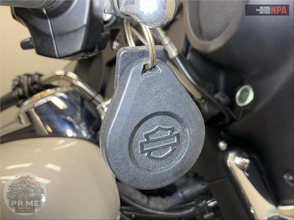 2022 Harley-Davidson FLHX STREET GLIDE — фото 13