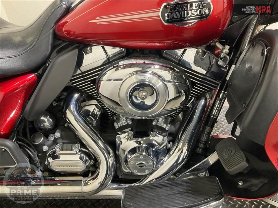 2013 Harley-Davidson FLHTCU UL CLSC EL GLIDE — фото 8