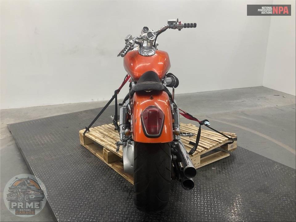 2004 Honda VTX1800C4 — фото 4