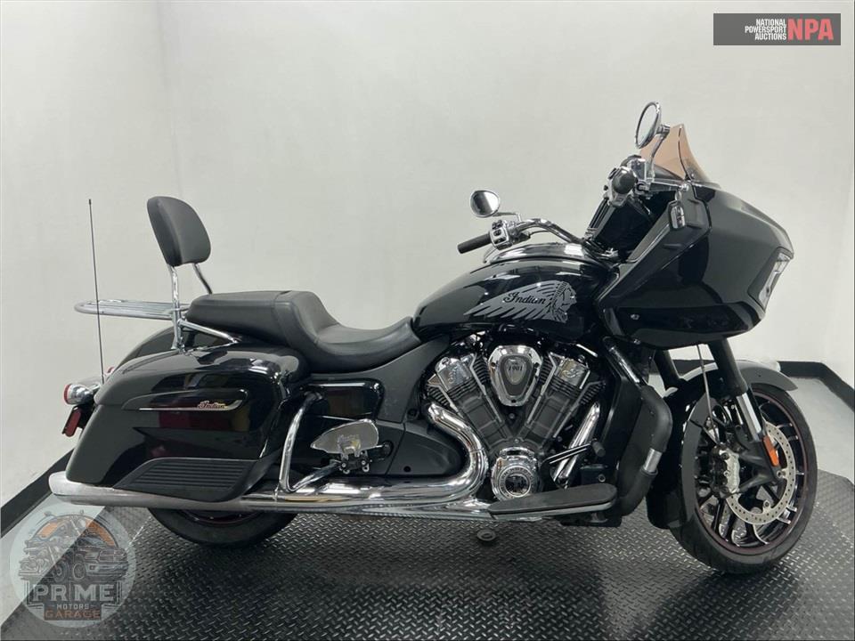 2021 Indian Motorcycle CHALLENGER LIMITED — фото 1