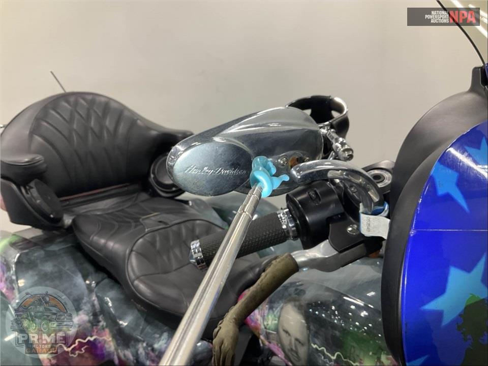 2015 Harley-Davidson FLHTCUTG TRIGLIDE ULTRA CLASSIC — фото 25