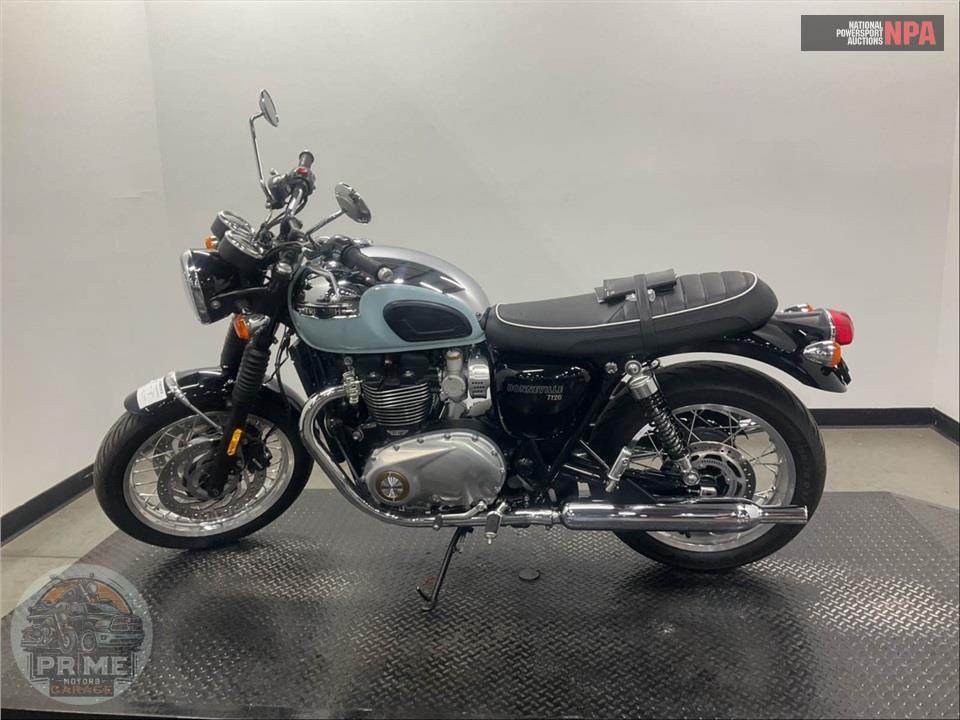 2023 Triumph BONNEVILLE T120 (CHROME EDITION) — фото 3