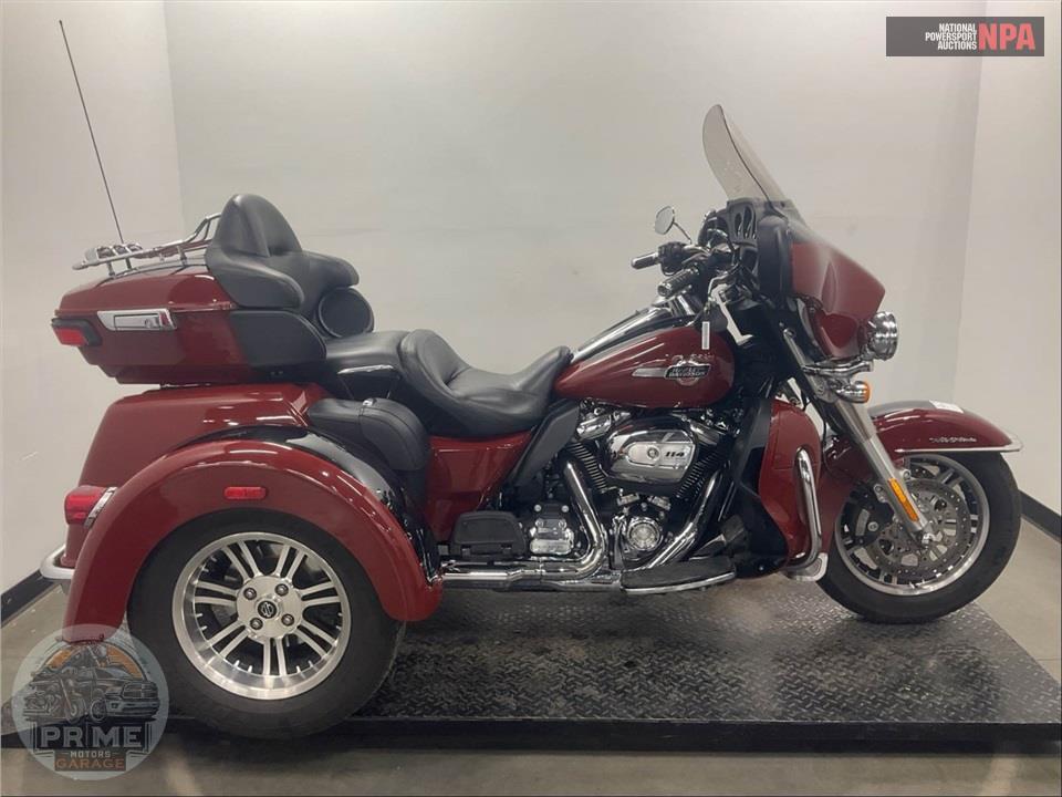 2024 Harley-Davidson FLHTCUTG TRI GLIDE ULTRA CLASSIC — фото 1