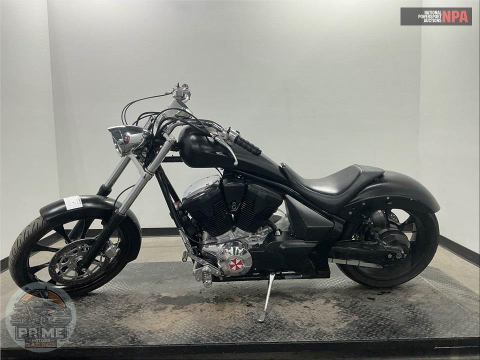 2010 Honda VT13CXA FURY — фото 3