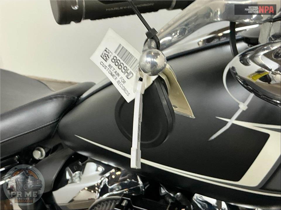 2023 Harley-Davidson FXBR BREAKOUT 117 — фото 10