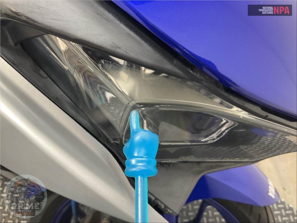 2015 Yamaha YZF-R3 — фото 32