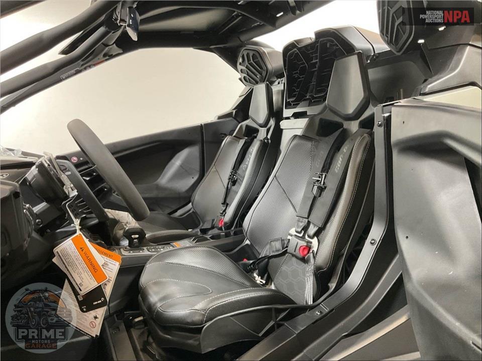 2026 Can-Am MAVERICK R X RC — фото 13