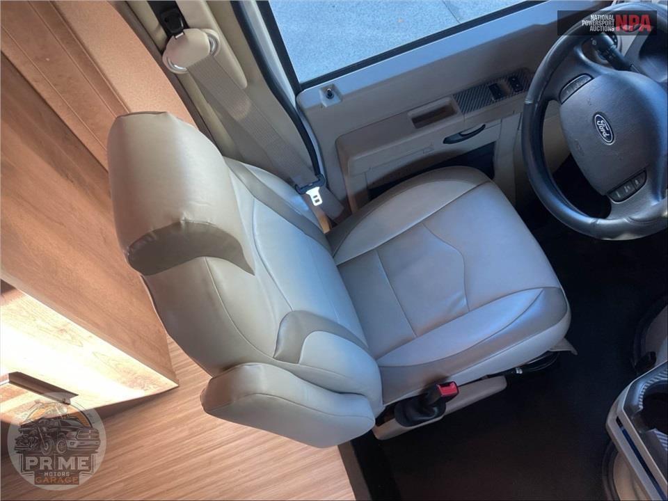 2019 Entegra Coach M-30X 450HP FORD - ESTEEM SERIES — фото 24