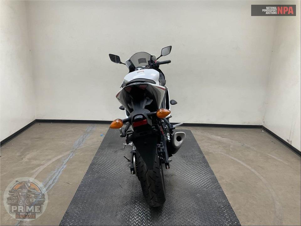 2019 Yamaha YZF-R3 — фото 4