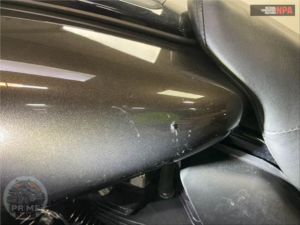 2020 Harley-Davidson FLTRK ROAD GLIDE LIMITED — фото 18