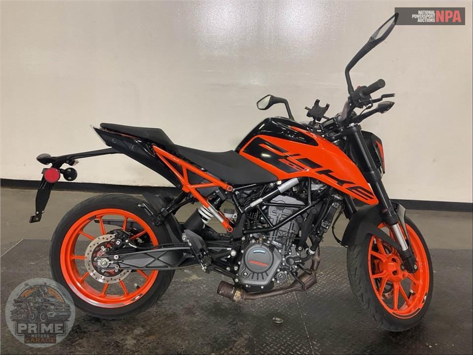 2022 KTM 200 DUKE