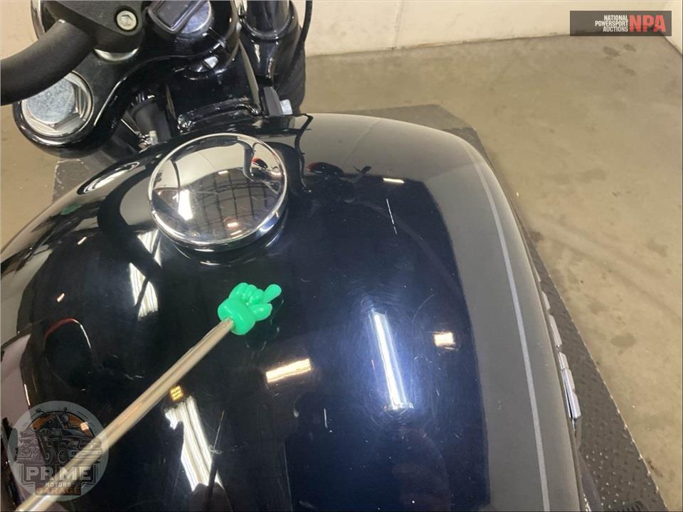 2019 Harley-Davidson FXBB STREET BOB — фото 20