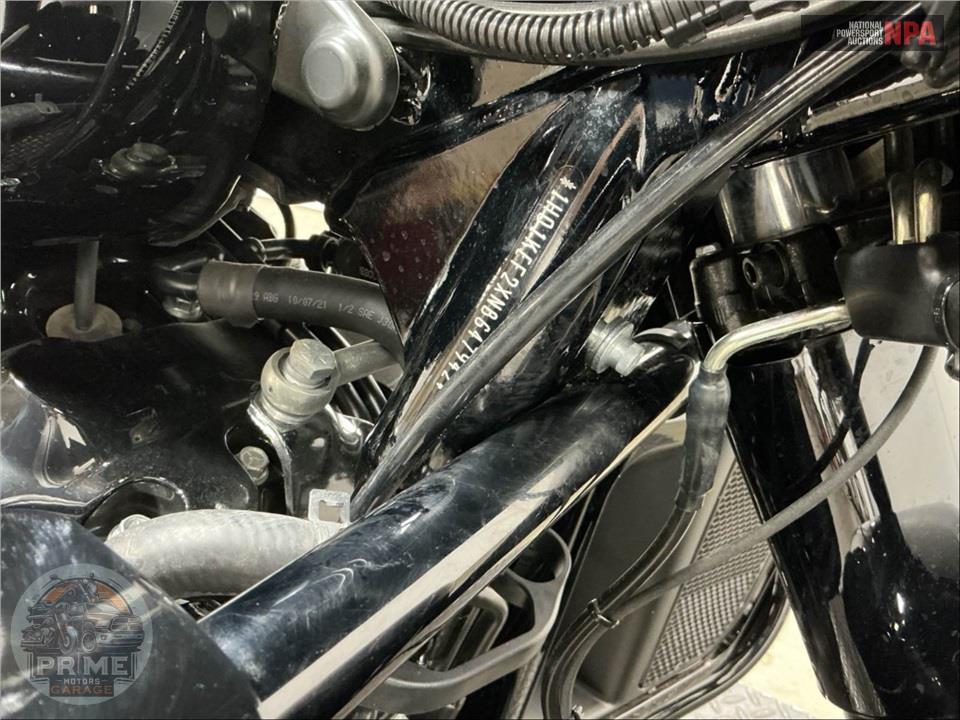2022 Harley-Davidson FLHTK ULTRA LIMITED — фото 11
