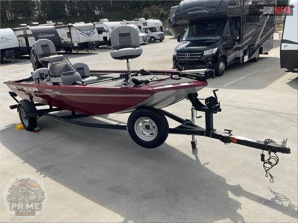 2018 Tracker Marine PRO 170(**) L=17/E=1 50HP MERC OB — фото 1