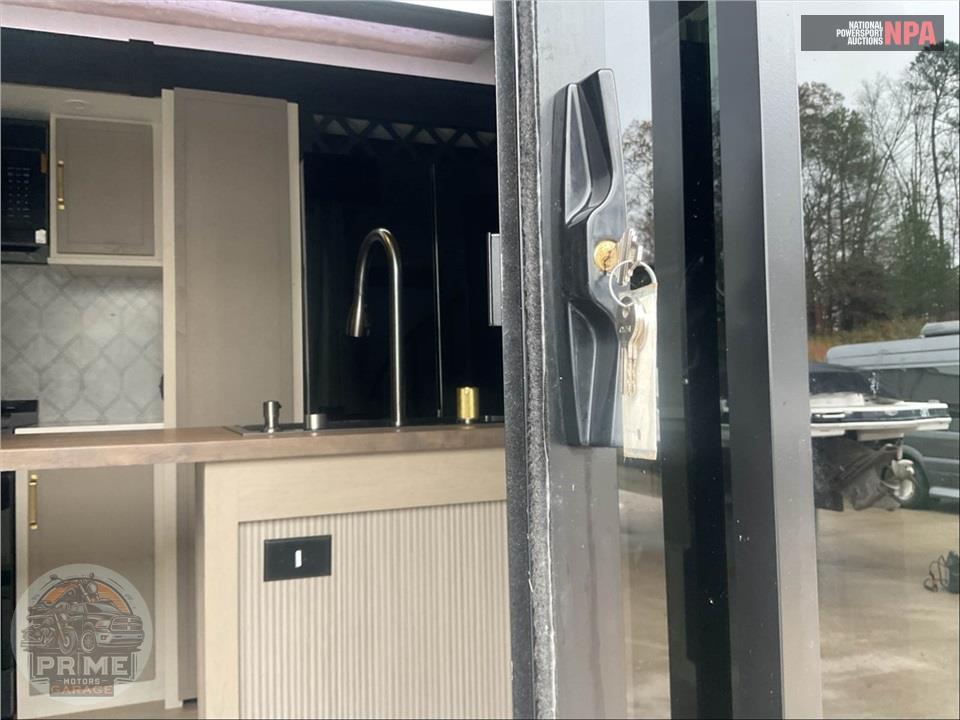 2025 Wildwood By Forest River M-ROOST43 - HERITAGE GLEN FIFTH WHEEL SERIES — фото 34